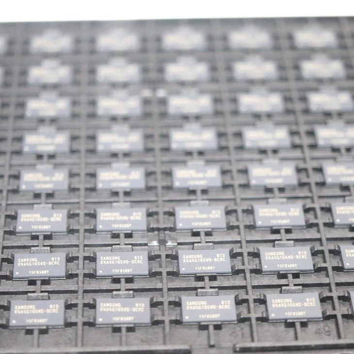 Electronic Component Memory K4A4G165WD
