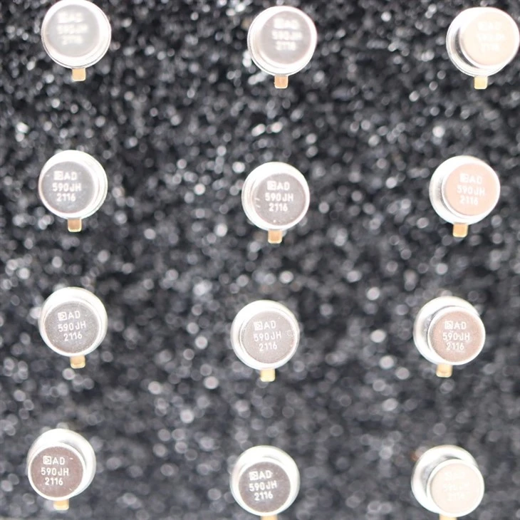 Electronic Component Sensor AD590JH