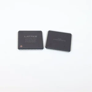 Microcontroller MCU LFXP2-8E-5TN144C
