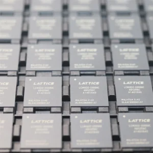Microcontroller MCU LCMXO2-2000HC-4BG256C
