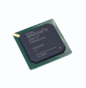 Microcontroller MCU LPC1758FBD80