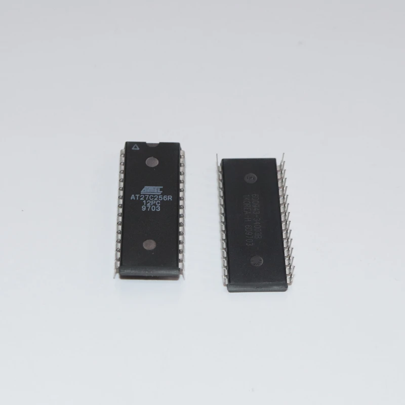 AT27C256R-12PC4